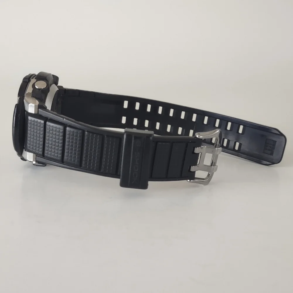 G-Shock GST B300